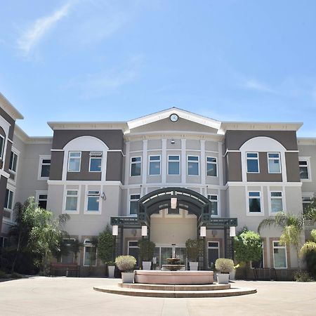 Holiday Inn Express Windsor Sonoma Wine Country By Ihg Exterior photo