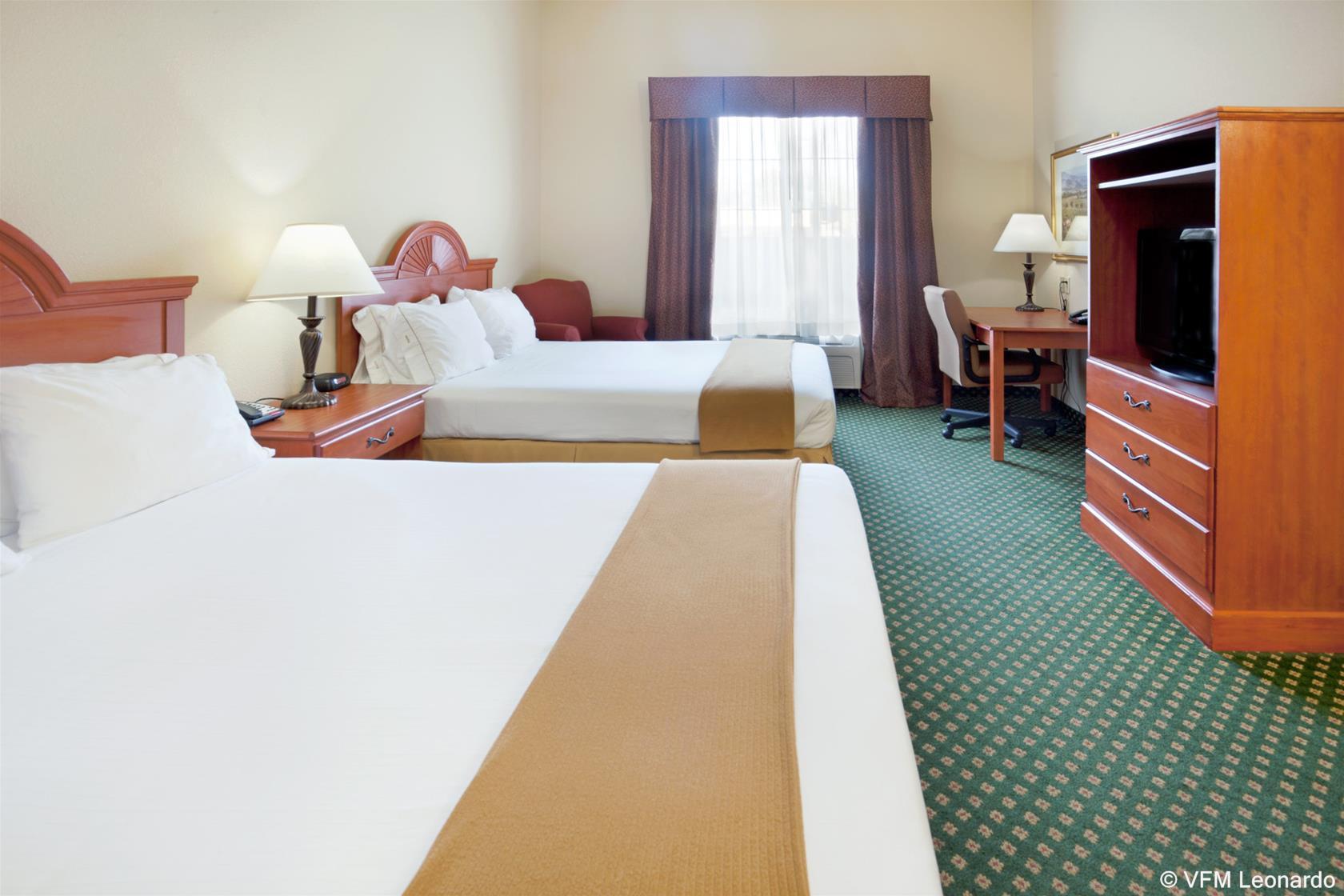 Holiday Inn Express Windsor Sonoma Wine Country By Ihg Exterior photo