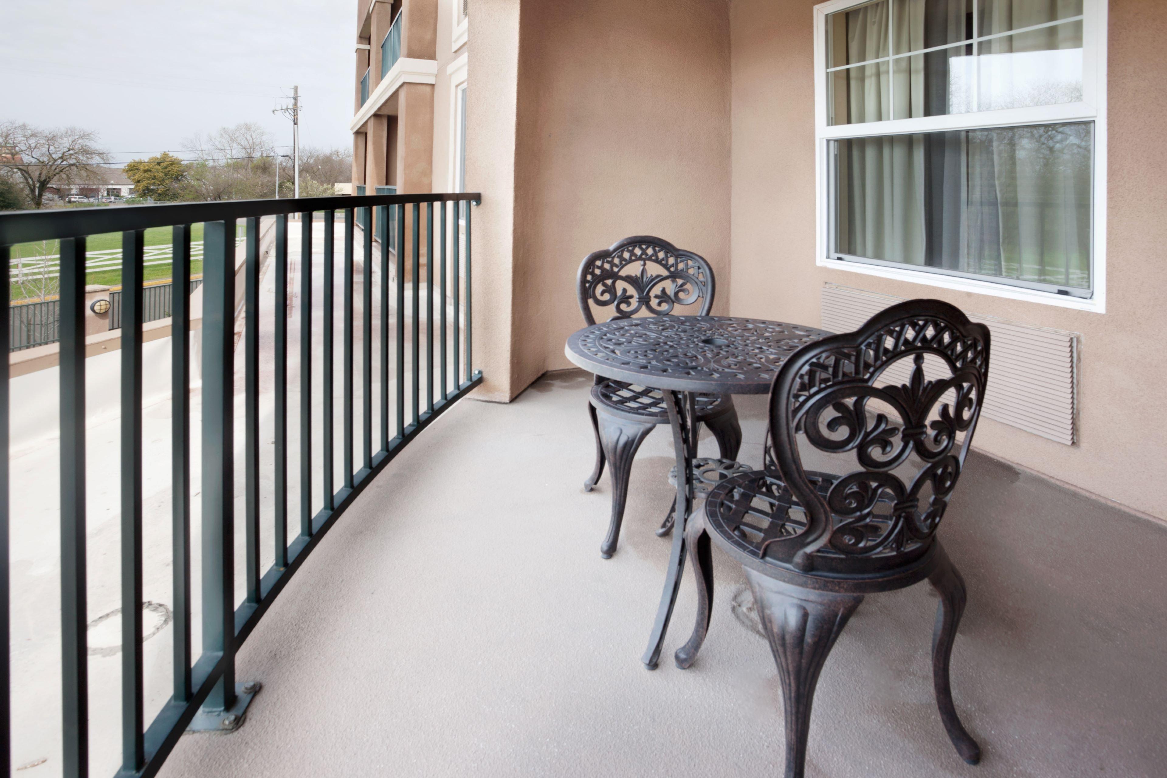 Holiday Inn Express Windsor Sonoma Wine Country By Ihg Exterior photo