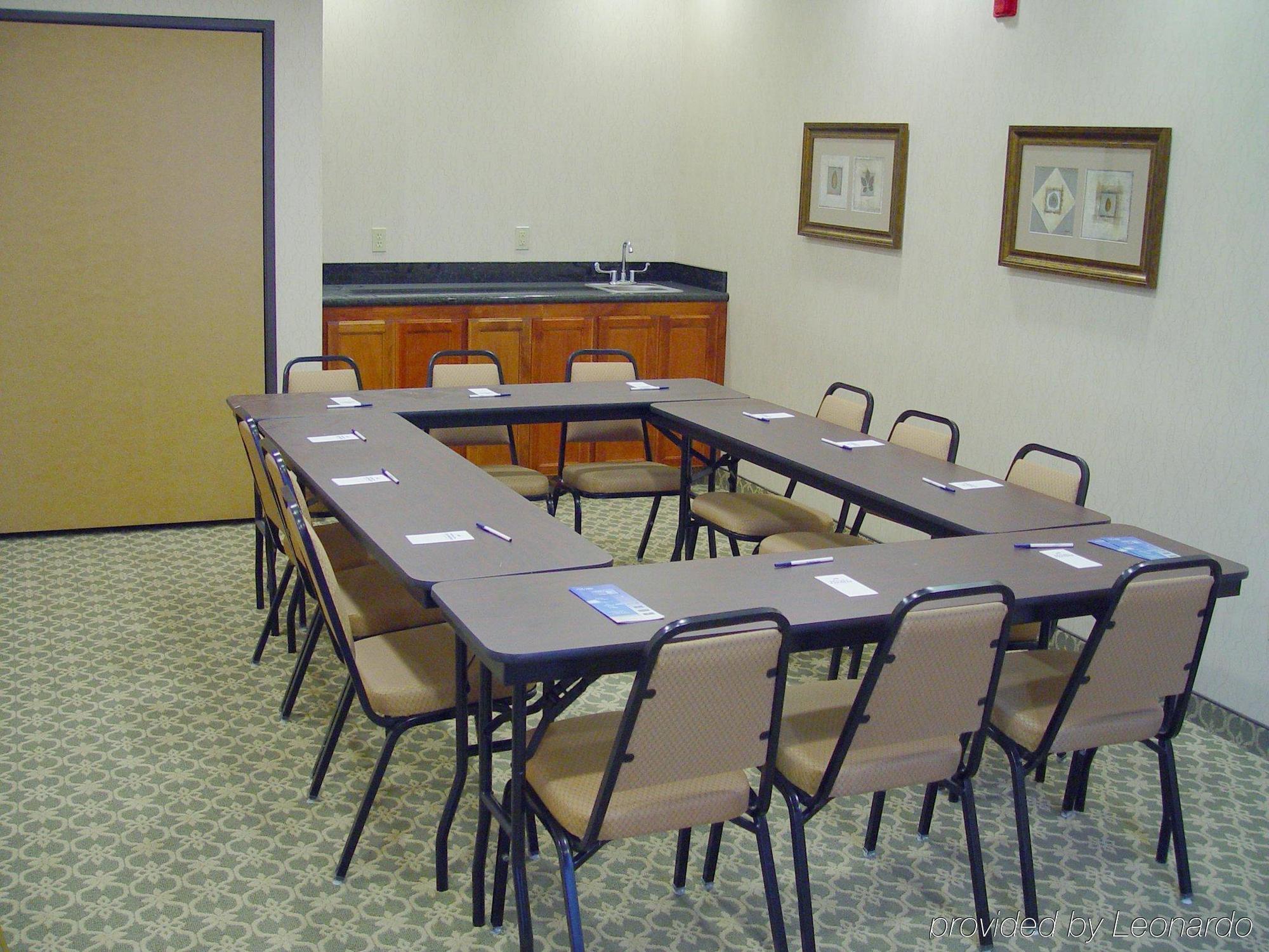 Holiday Inn Express Windsor Sonoma Wine Country By Ihg Facilities photo