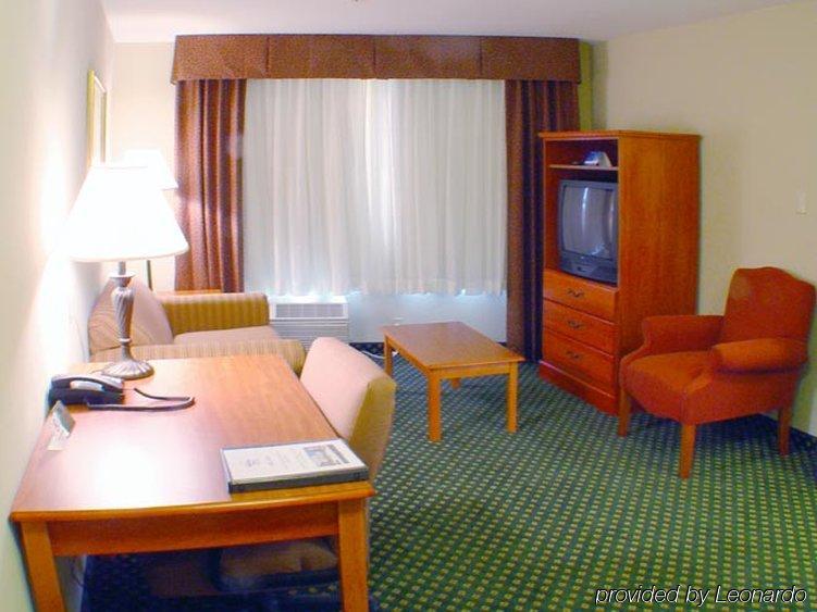 Holiday Inn Express Windsor Sonoma Wine Country By Ihg Room photo