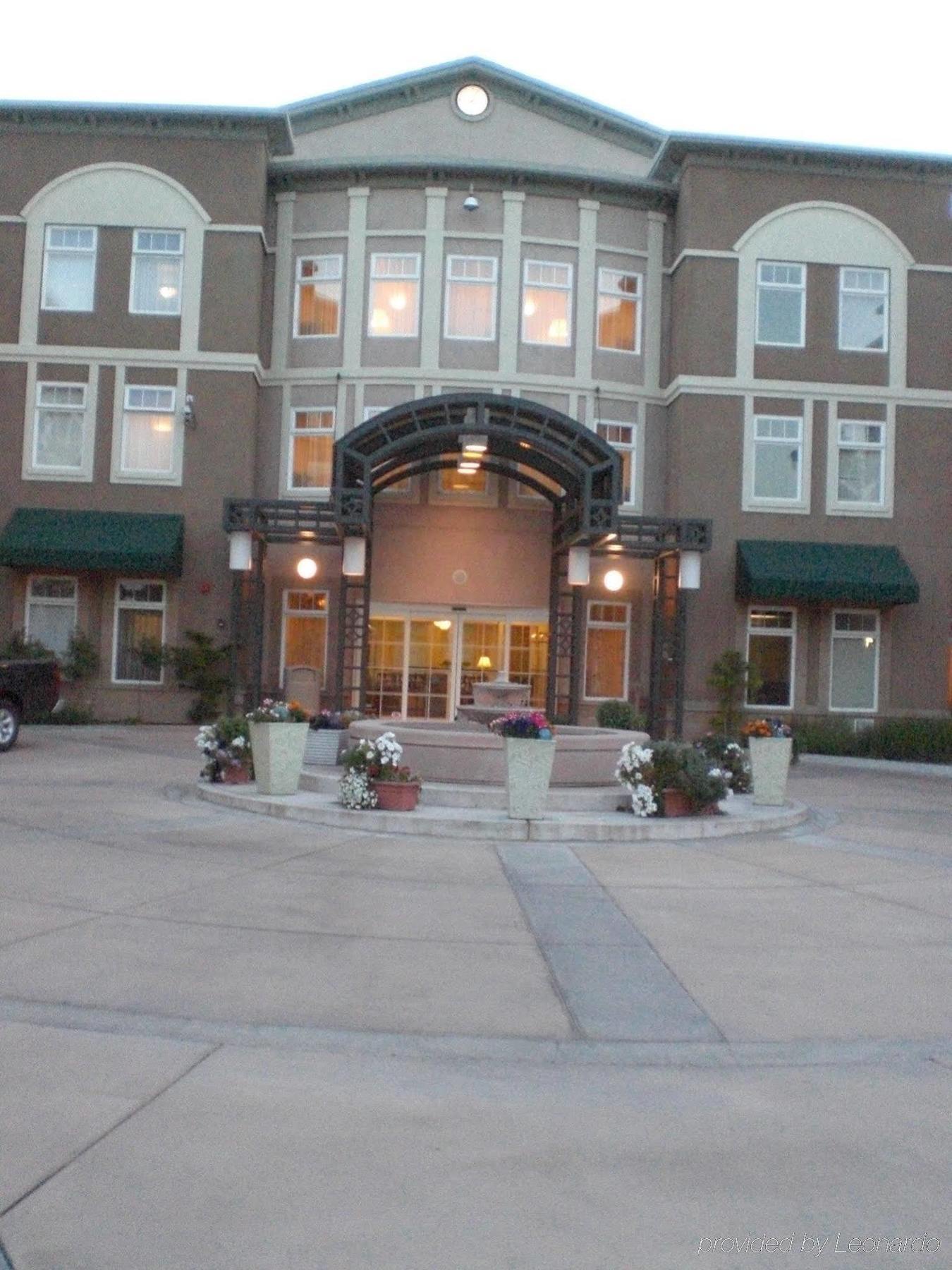 Holiday Inn Express Windsor Sonoma Wine Country By Ihg Exterior photo
